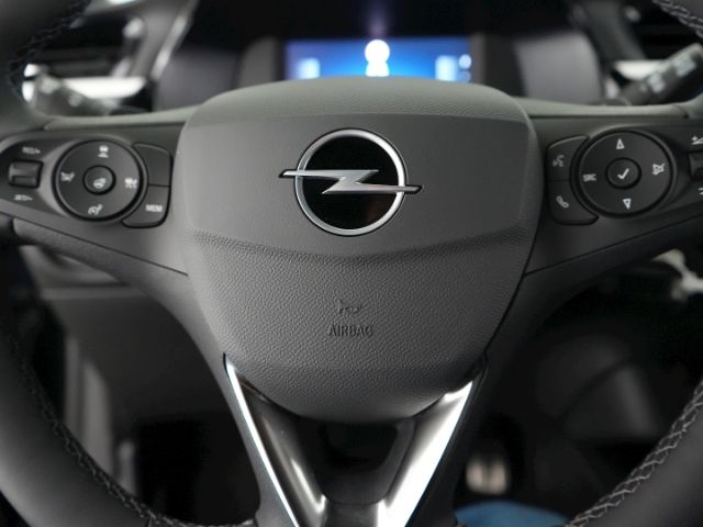 Corsa F FACELIFT GS HYBRID eDCT+LED+RÜCKFAHRKAME