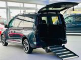 Volkswagen Caddy Style Maxi-DSG-Behindertengerecht-Rampe - Behindertengerechte Autos mit Rampe