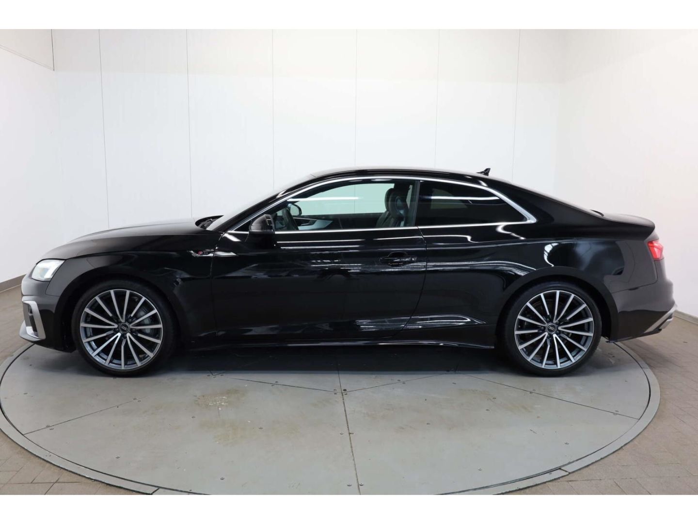 Audi A5 Coupe 40 TDI S line foto 5