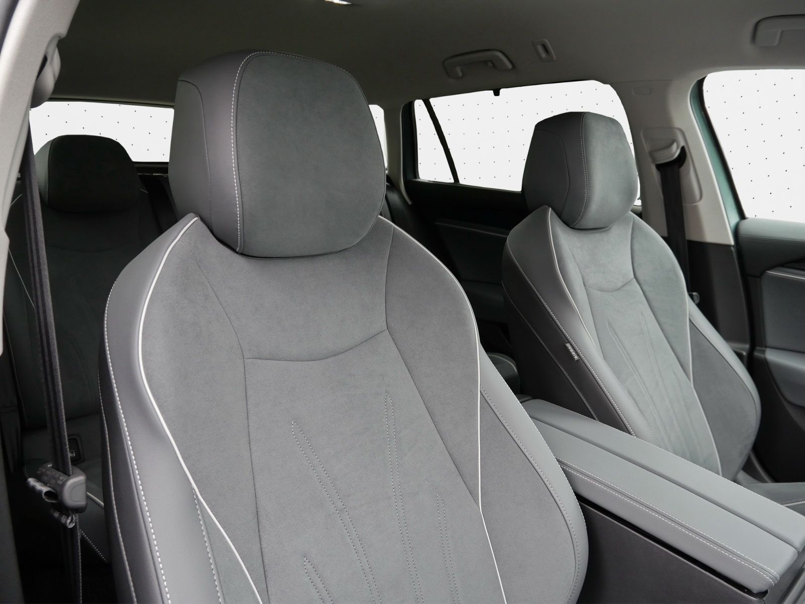 Volkswagen Passat Variant - Bild 10