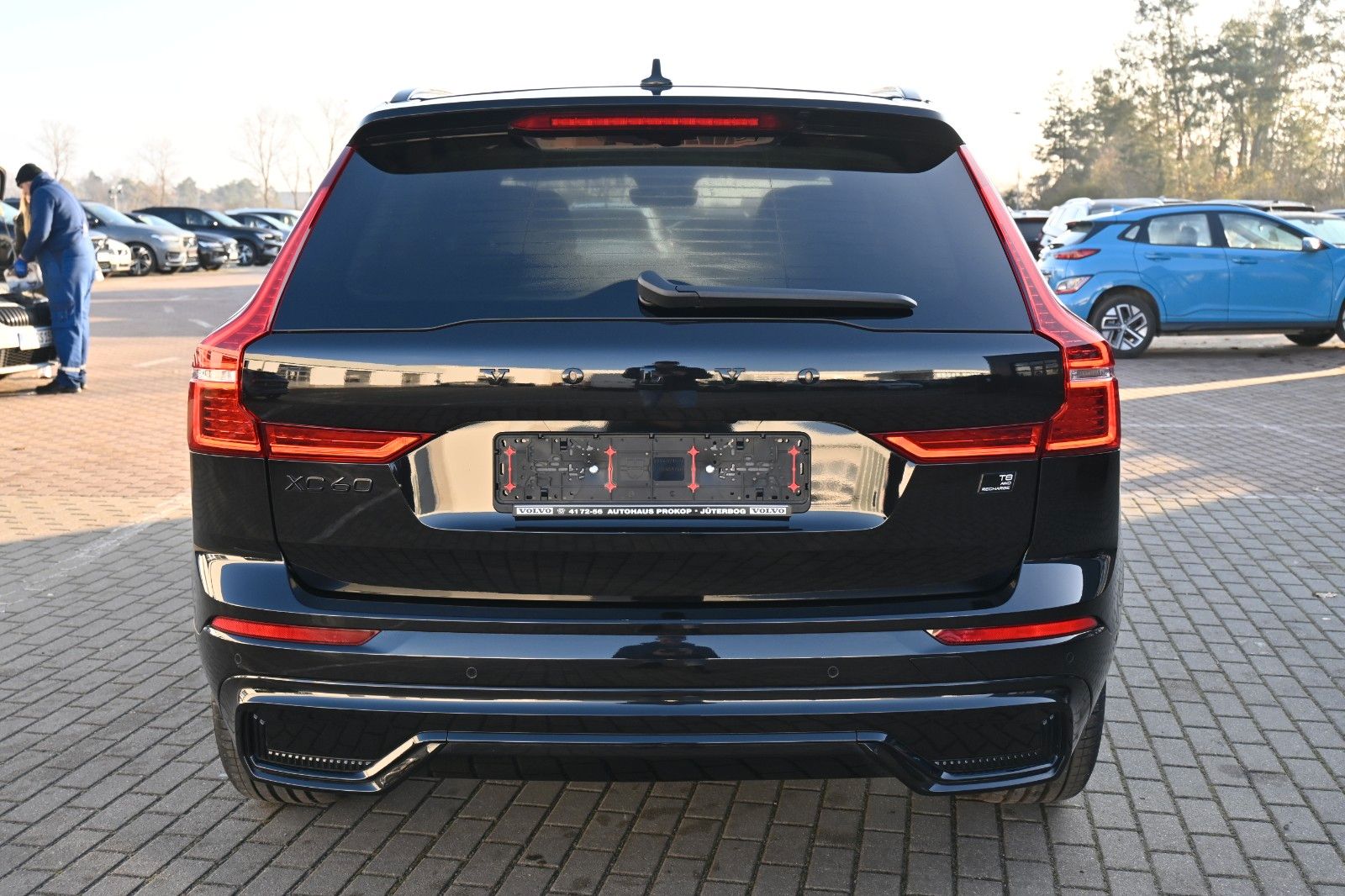 Fahrzeugabbildung Volvo XC60 T8 Plug-in Hybrid AWD Plus Dark*360*ACC*AHK