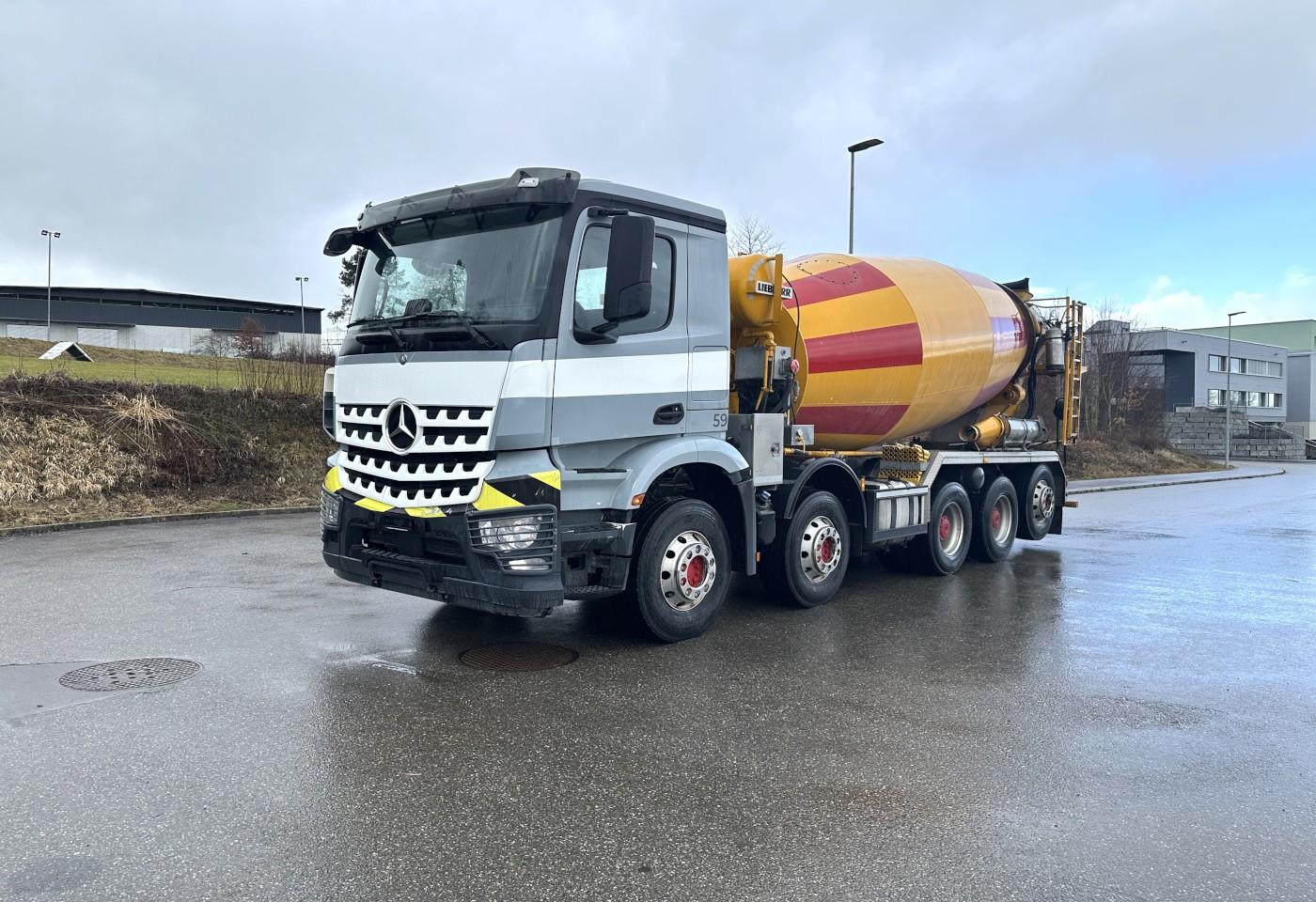 Mercedes-Benz Arocs 4451 Liebherr 12m³ / Swiss-Vehicle