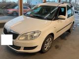 Skoda Roomster Ambition Plus Edition 1.2 Tdi - Skoda Roomster: Ambition Plus Edition