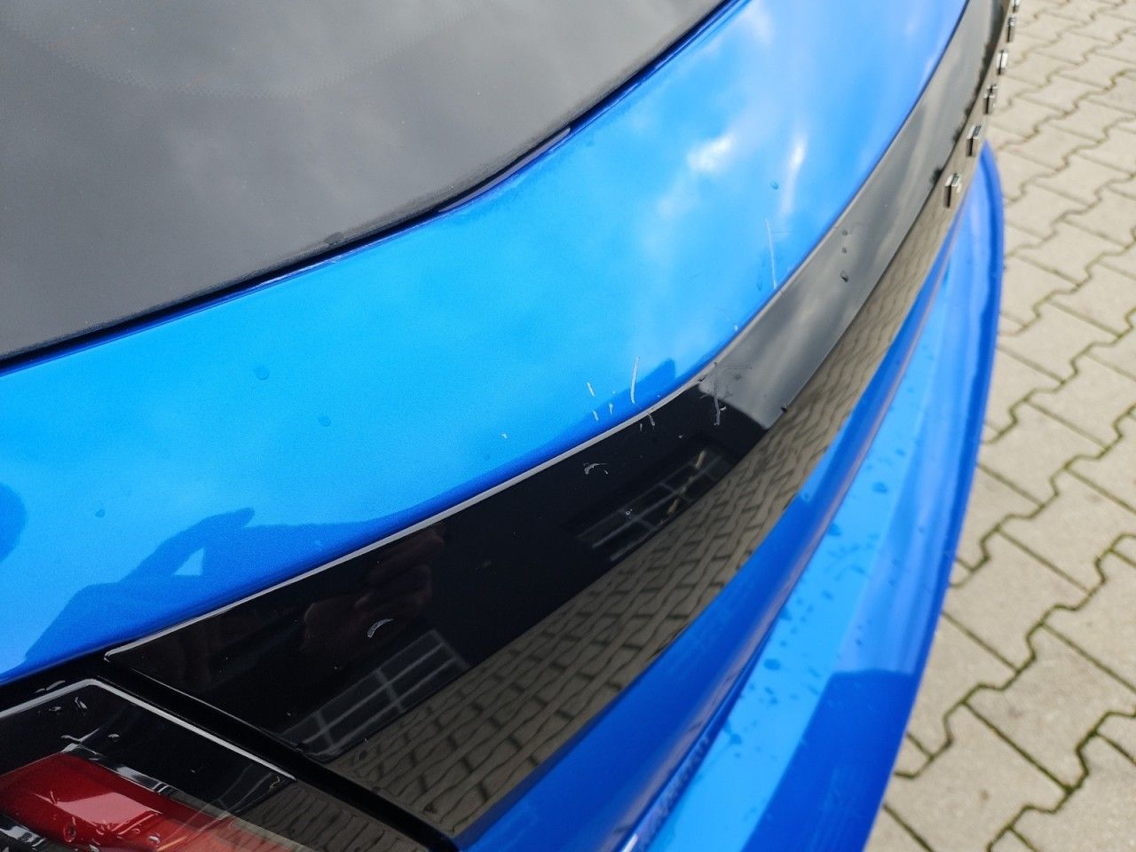 Fahrzeugabbildung Peugeot 208 Allure