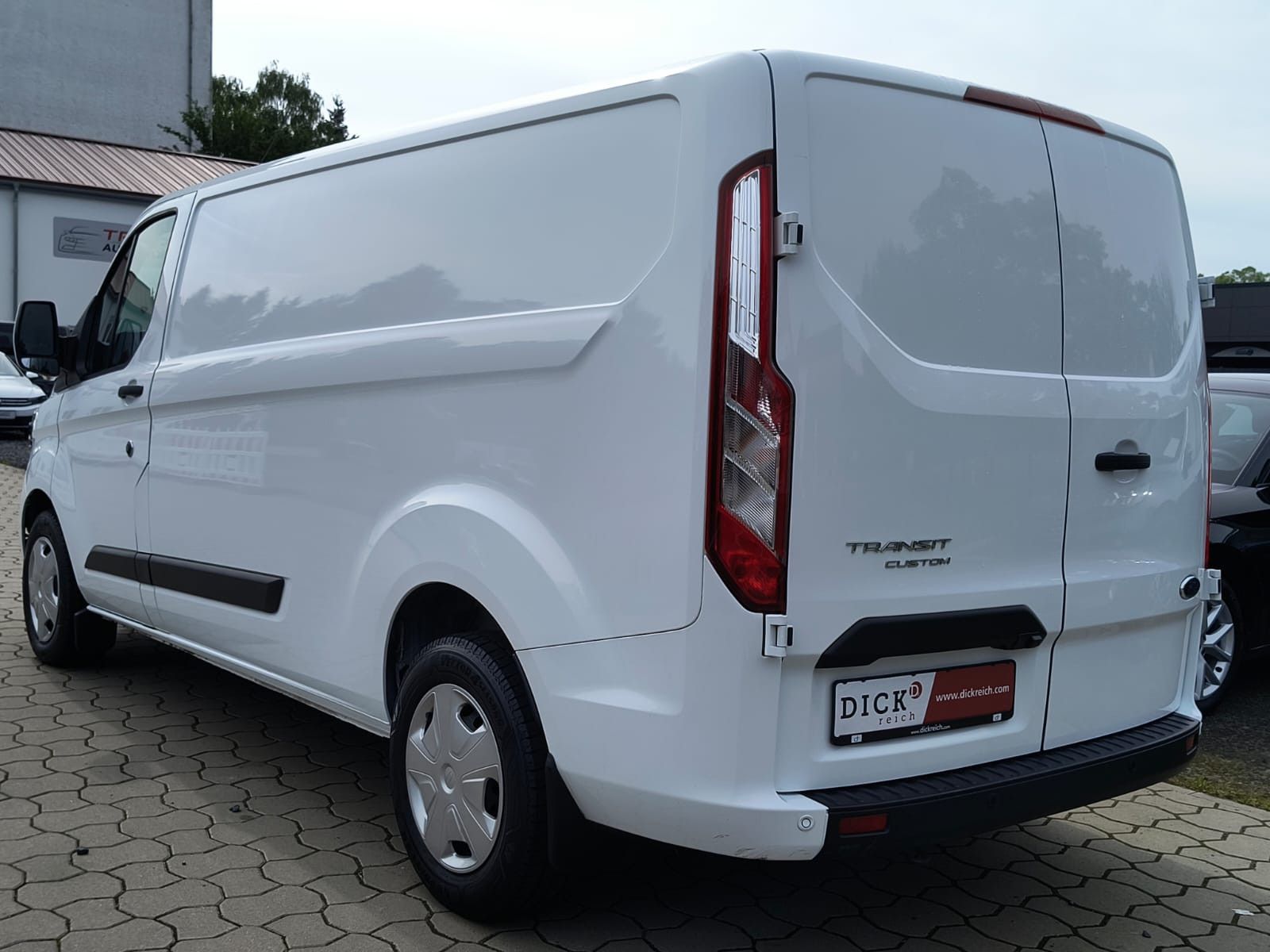 Fahrzeugabbildung Ford Transit Custom 320 L2 TEMP/NAVI/KAM/KLIMA/HOLZ