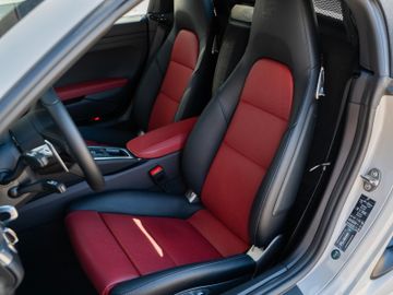 Porsche Boxster - 11