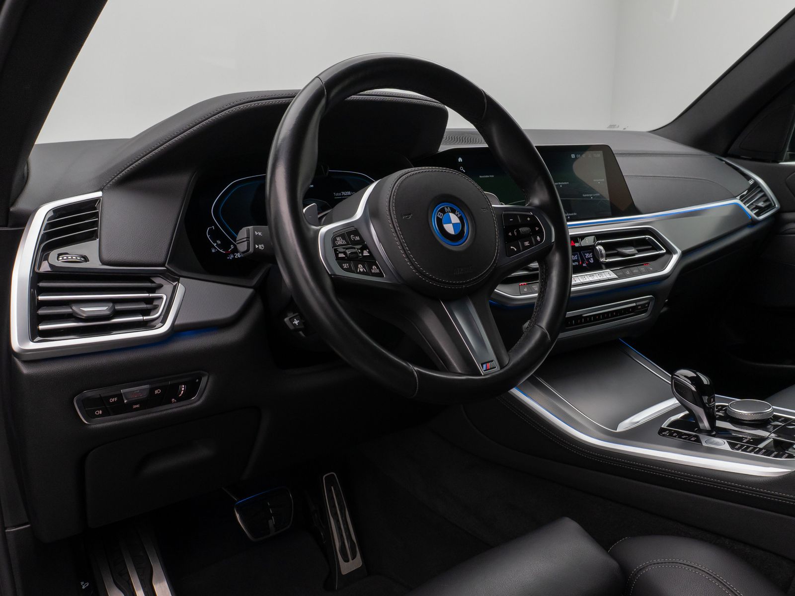 Fahrzeugabbildung BMW X5 xD45e M Sport Laser 360° HUD DAB HiFi 22Zoll