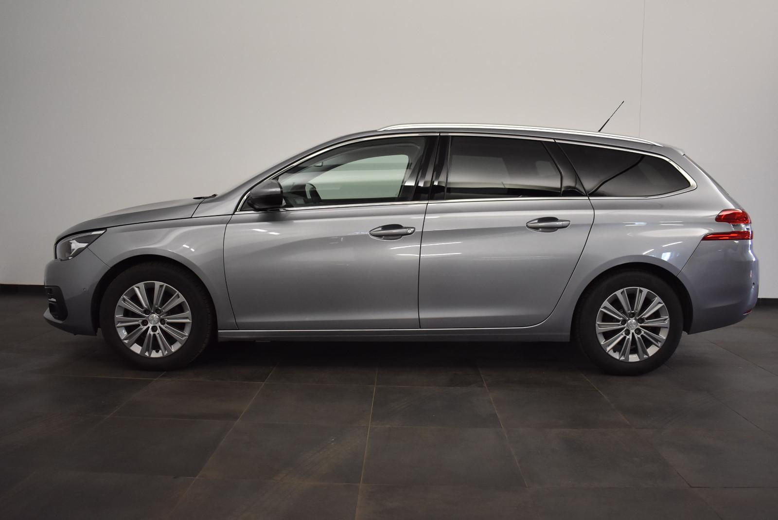 Peugeot 308 SW Allure/AHK/NAVI/SHZ/APP-CON./DAB/RFK