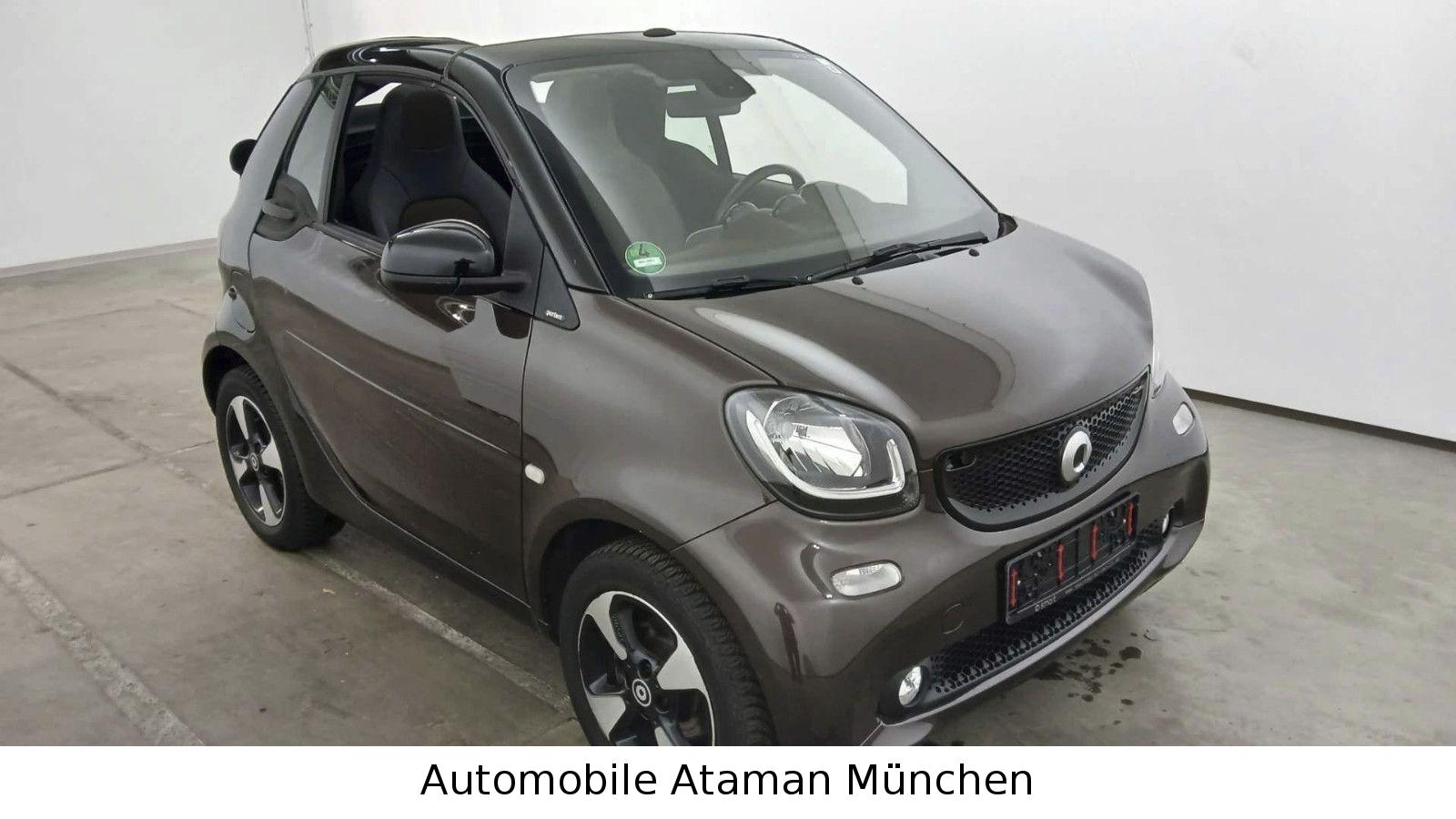Smart ForTwo cabrio Perfect / Automatik / Leder / Navi