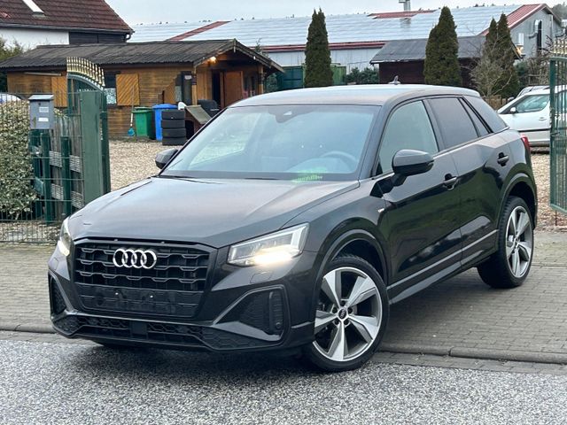 Audi Q2 35 TFSI Stronic 3x S-Line Black Virtual LED