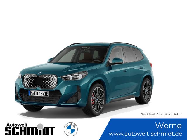 BMW iX1 xDrive30 M Sport / NP= 78.240,- / Pano / AHK