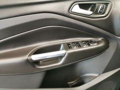 FORD Kuga ST-Line 4WD Titanium Navi SHZ Kamera ACC