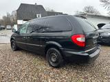 Chrysler Grand Voyager Limited 2.8 CRD Autom. - Chrysler Grand Voyager: 2.8
