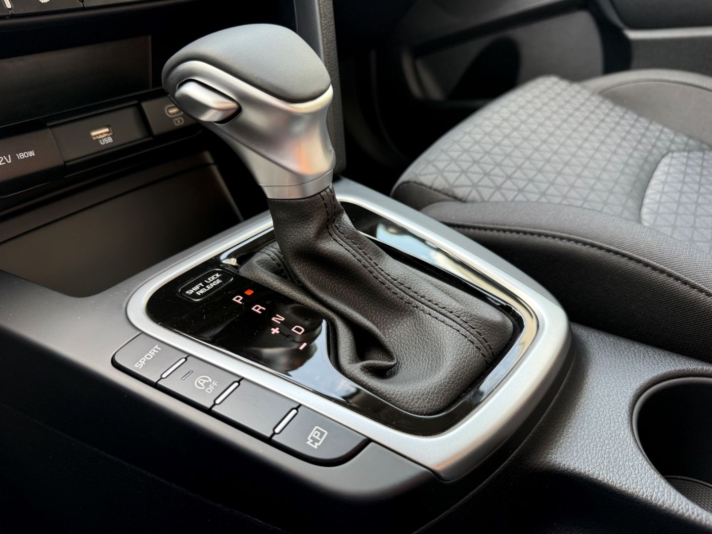KIA Ceed 1.5 Mild-Hybrid EU6e 1,5 T-GDI LX Plus SPEC - Image 20