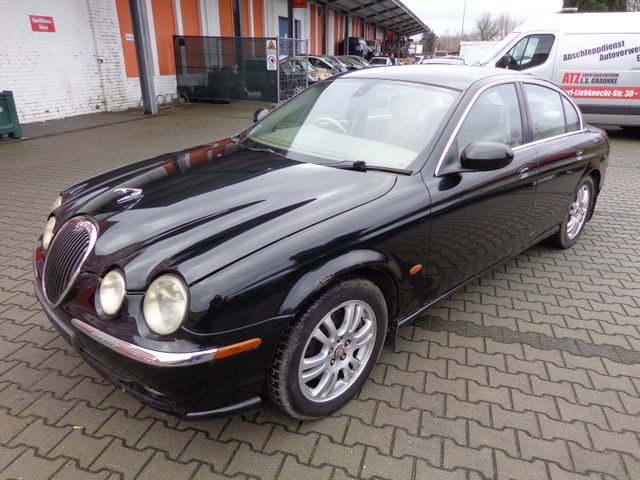 Jaguar S-Type 4.2 V8 Executive