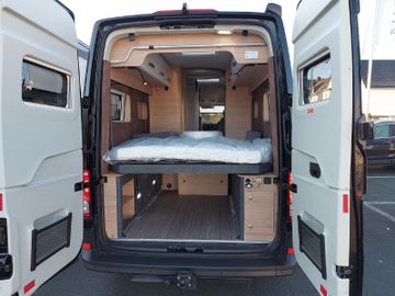 Knaus BoxDrive 680 ME Solar ,AHK ,DOMETIC ,Raumbad,usw