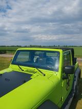 Jeep Wrangler Mountain 2.8 CRD Autom. - Jeep Wrangler: 8.2