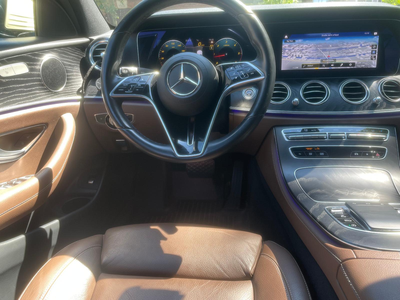 Mercedes-Benz E 220 d Aut Avantgarde Unfallfrei MB Scheckheft-
