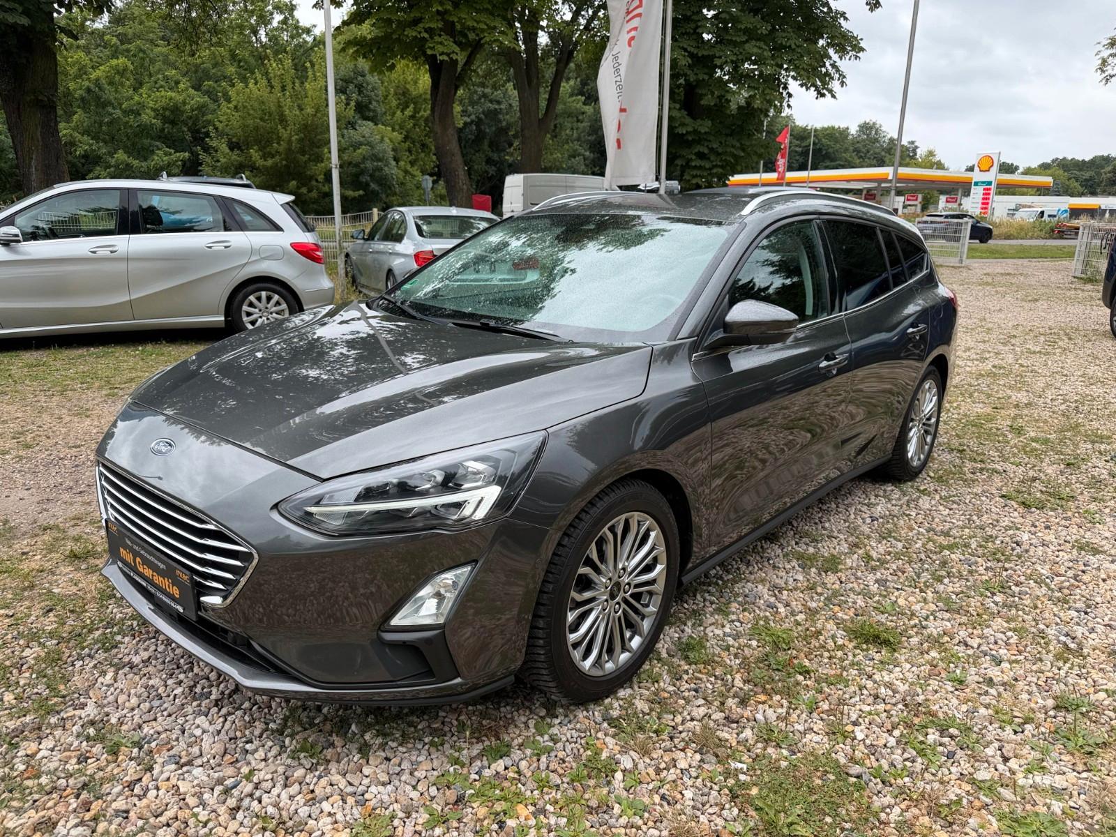 Ford Focus Turnier Titanium*1-HAND*TÜV+INSP.NEU*TOP*