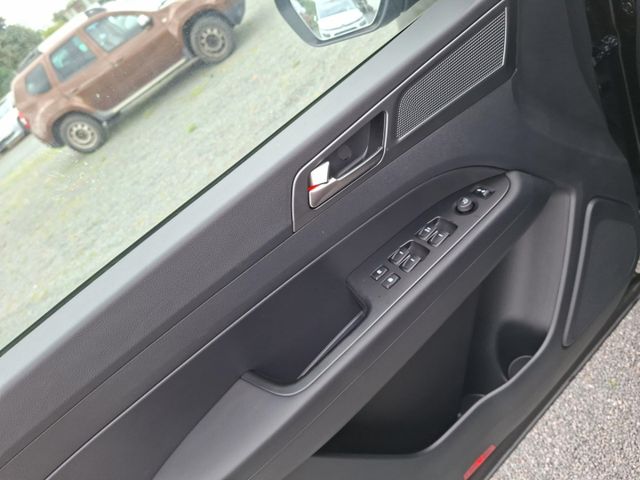 KGM Musso Grand Black 2.2 AT Navi°Leder° Sperrdiff°A