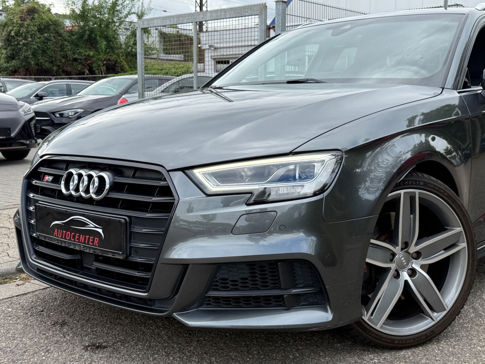 Audi S3 Sportback 2.0TFSI quattro S-Tronic Exclusive foto 2