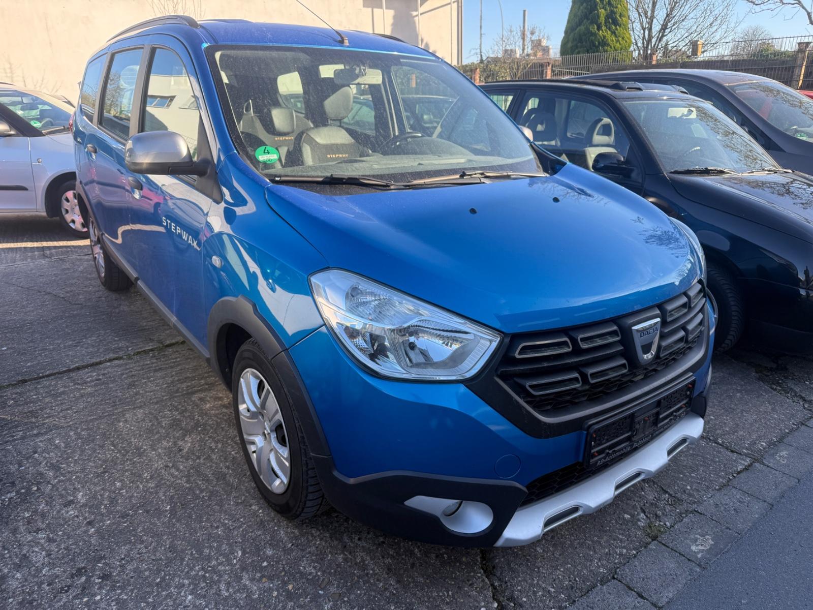 Dacia Lodgy Stepway Celebration  NAVI/PDC/T.LEDER/TEMP