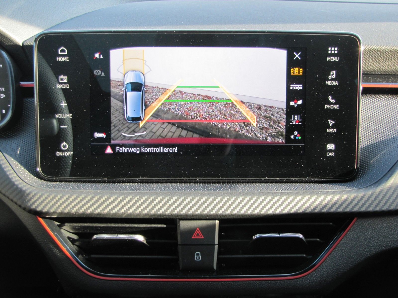 Fahrzeugabbildung SKODA Scala Monte Carlo 1.5l TSI 150PS 7-Gang DSG