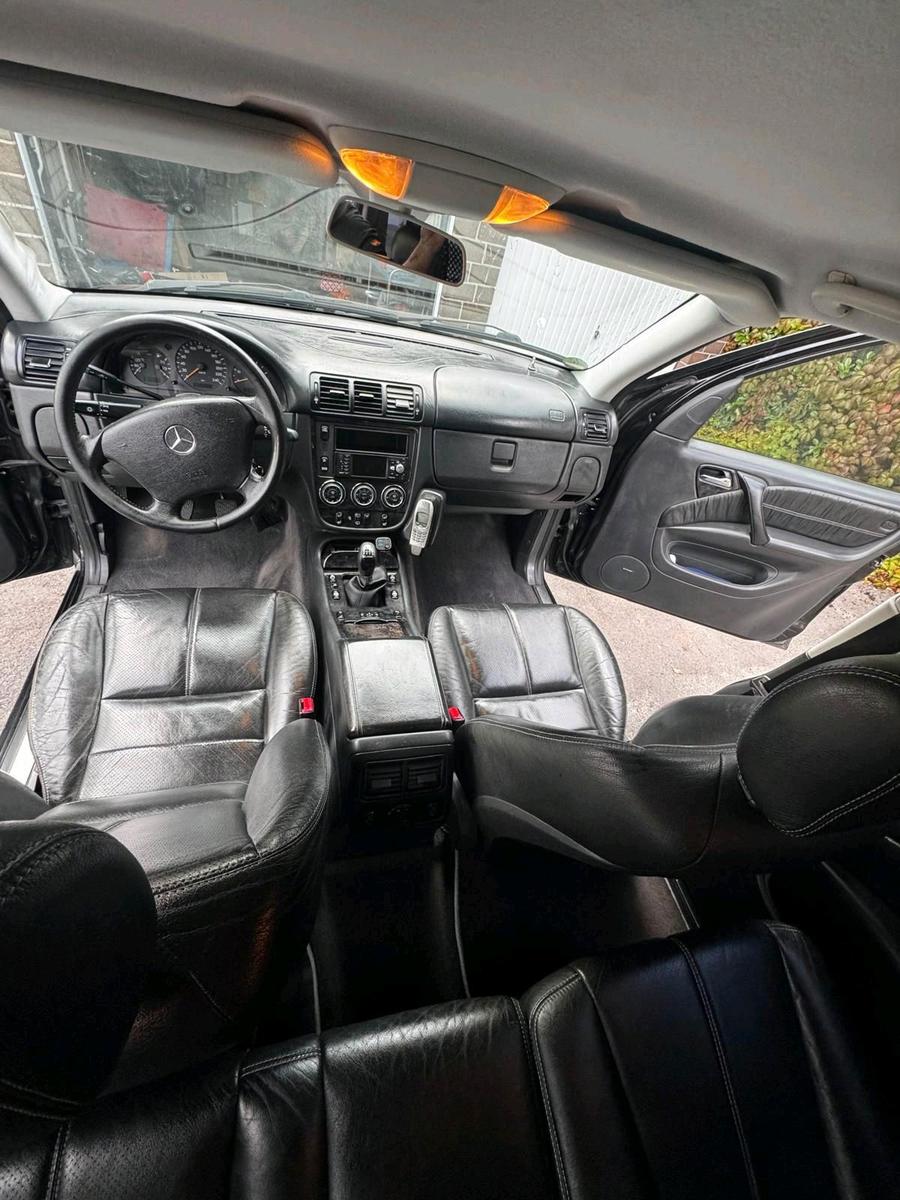 Mercedes-Benz ML270 2004 — photo 11