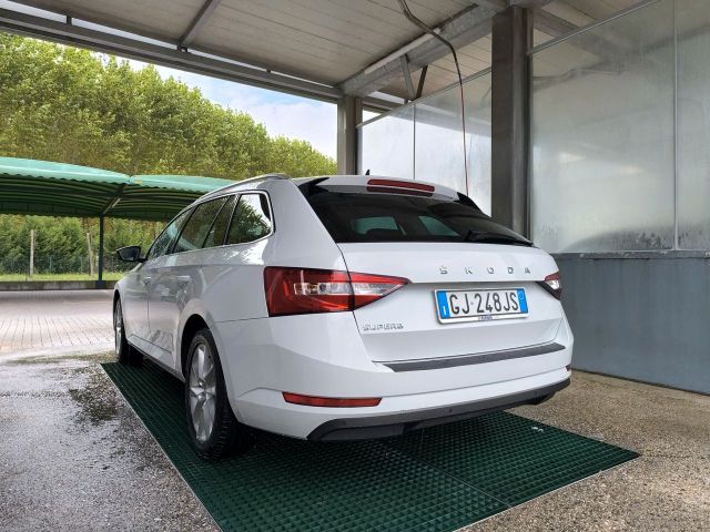 Skoda Superb 2.0 TDI EVO 150 CV SCR DSG Wagon Ex