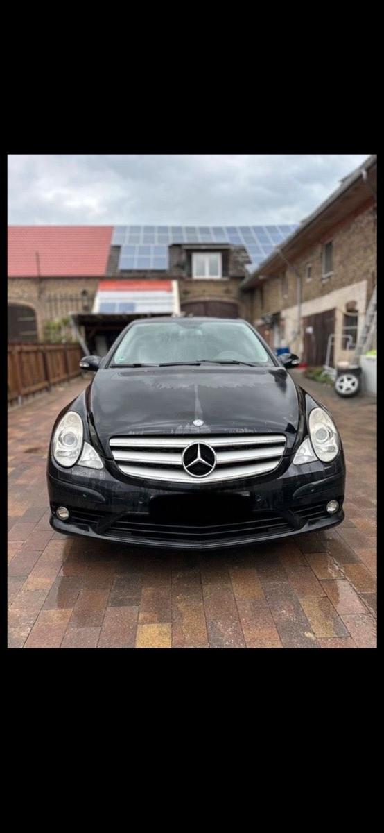 Mercedes-Benz R320 2008 — rear view
