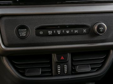 Ford Tourneo Courier 1.0 Titanium Ausweich-Assistent