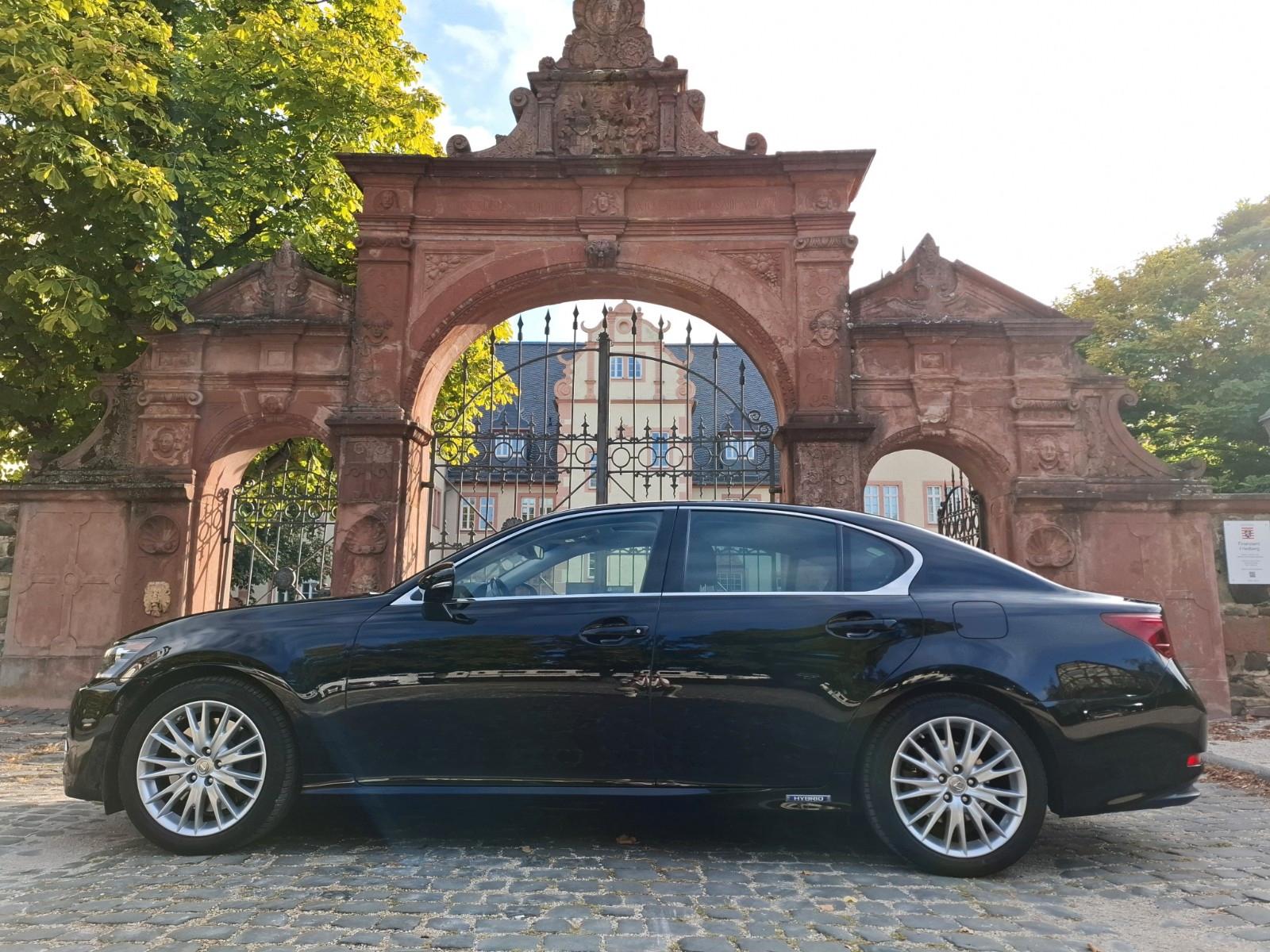Lexus GS 450h Luxury Line * 8fach bereift * 345PS