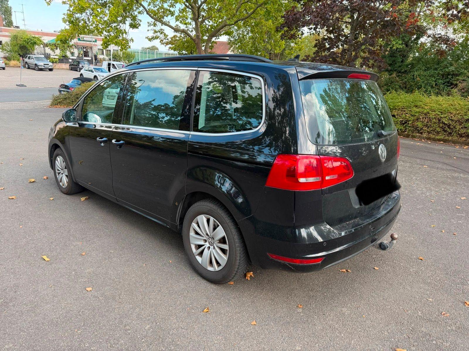 Volkswagen Sharan 2010 — engine 140 HP (103kW)