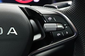 Skoda Kodiaq 1.5 TSI  Sportline AHK Matrix Panodach