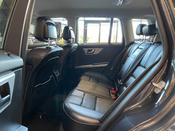 MYAUTOCENTER – Gebraucht- und Jahreswagen mit Werkstattservice in Pfaffenhofen Mercedes-Benz GLK 350 CDI 4Matic *Navi*Klima*AHK*SHZ*