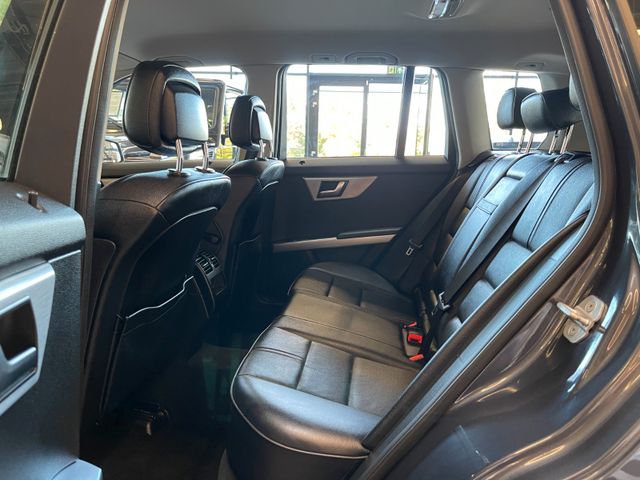 MYAUTOCENTER – Gebraucht- und Jahreswagen mit Werkstattservice in Pfaffenhofen Mercedes-Benz GLK 350 CDI 4Matic *Navi*Klima*AHK*SHZ*