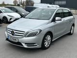 Mercedes-Benz B 180 CDI Automatik*Xenon*AHK*PDC*SH - Mercedes-Benz B 180 mit Diesel-Antrieb: Silber