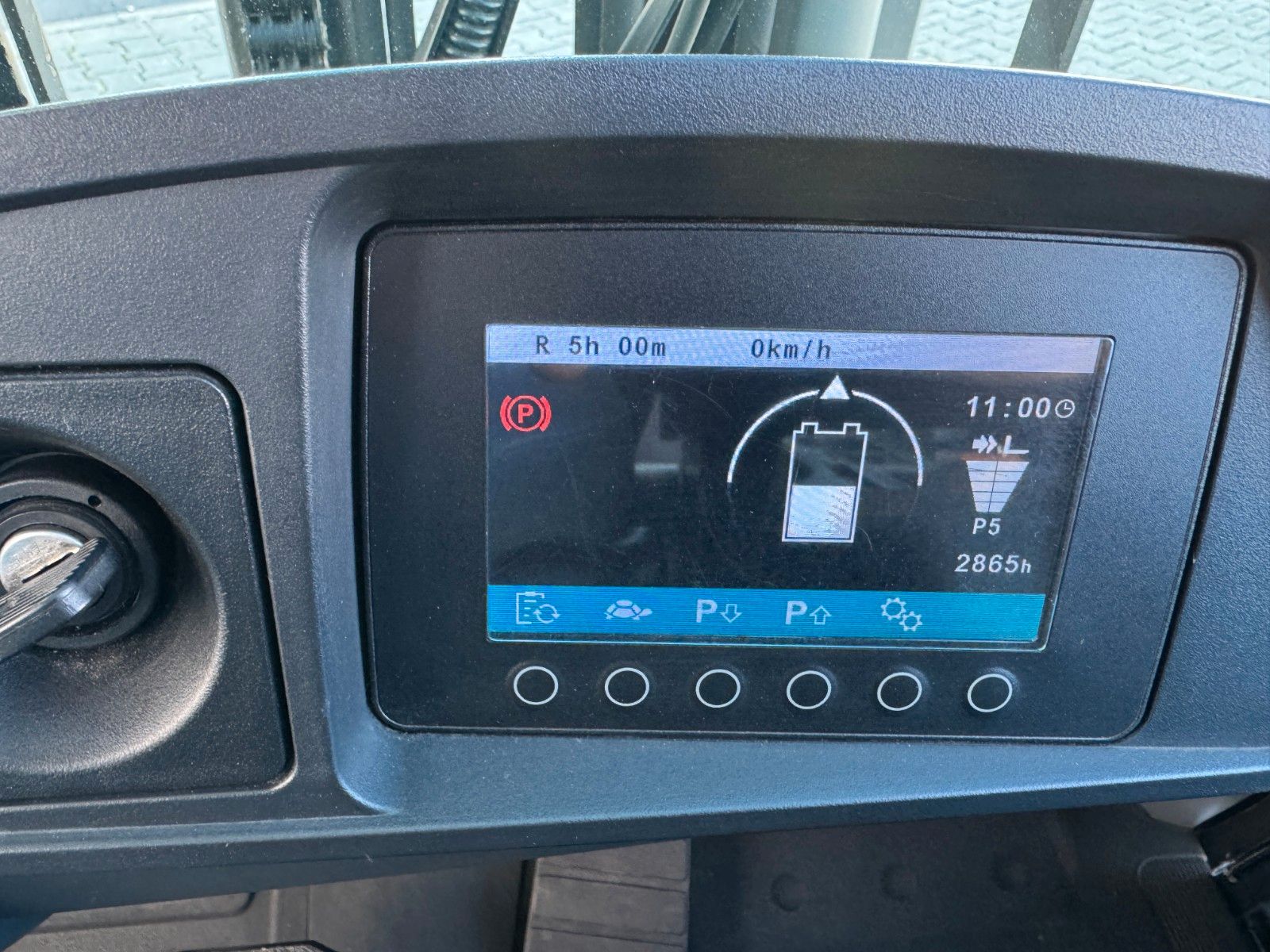 Fahrzeugabbildung Jungheinrich EFG 215 / Triplex: 4.25m! / SS / nur 2.865h!