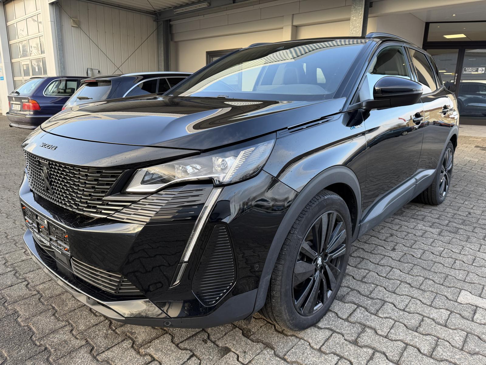 Peugeot 3008 Hybrid4 300 GT*Black Pack*Nachtsicht*elek.