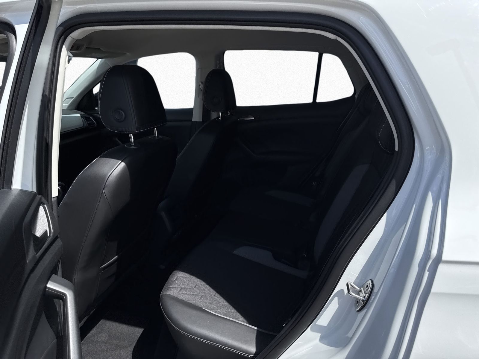 Volkswagen T-Cross - Bild 15