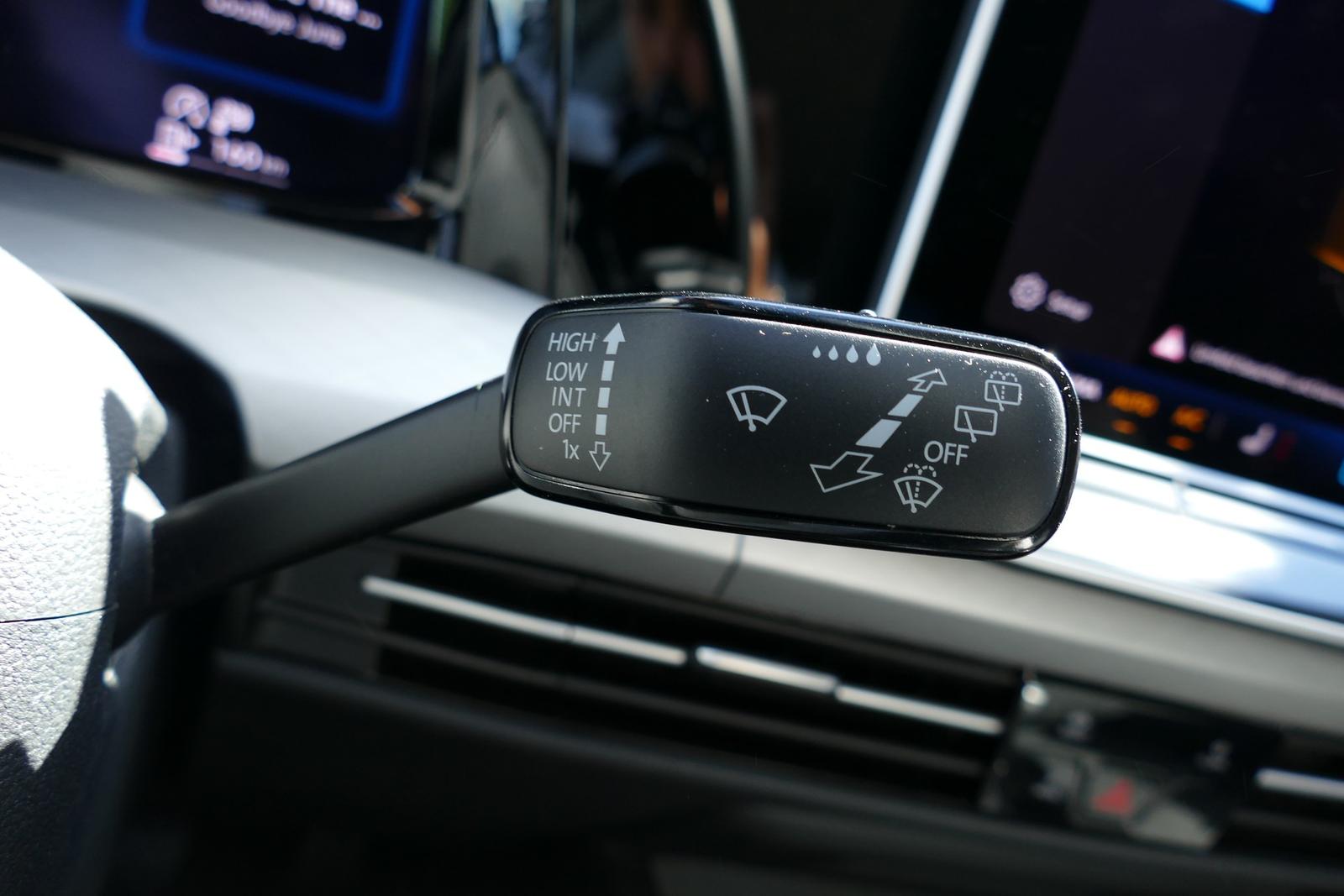 Volkswagen Golf VIII Variant 1.5 TSI Life LED ACC Tempomat, миниатюра 12