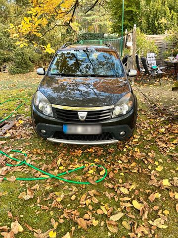 Dacia Sandero Steppway tüv 10/25 abgemeldet