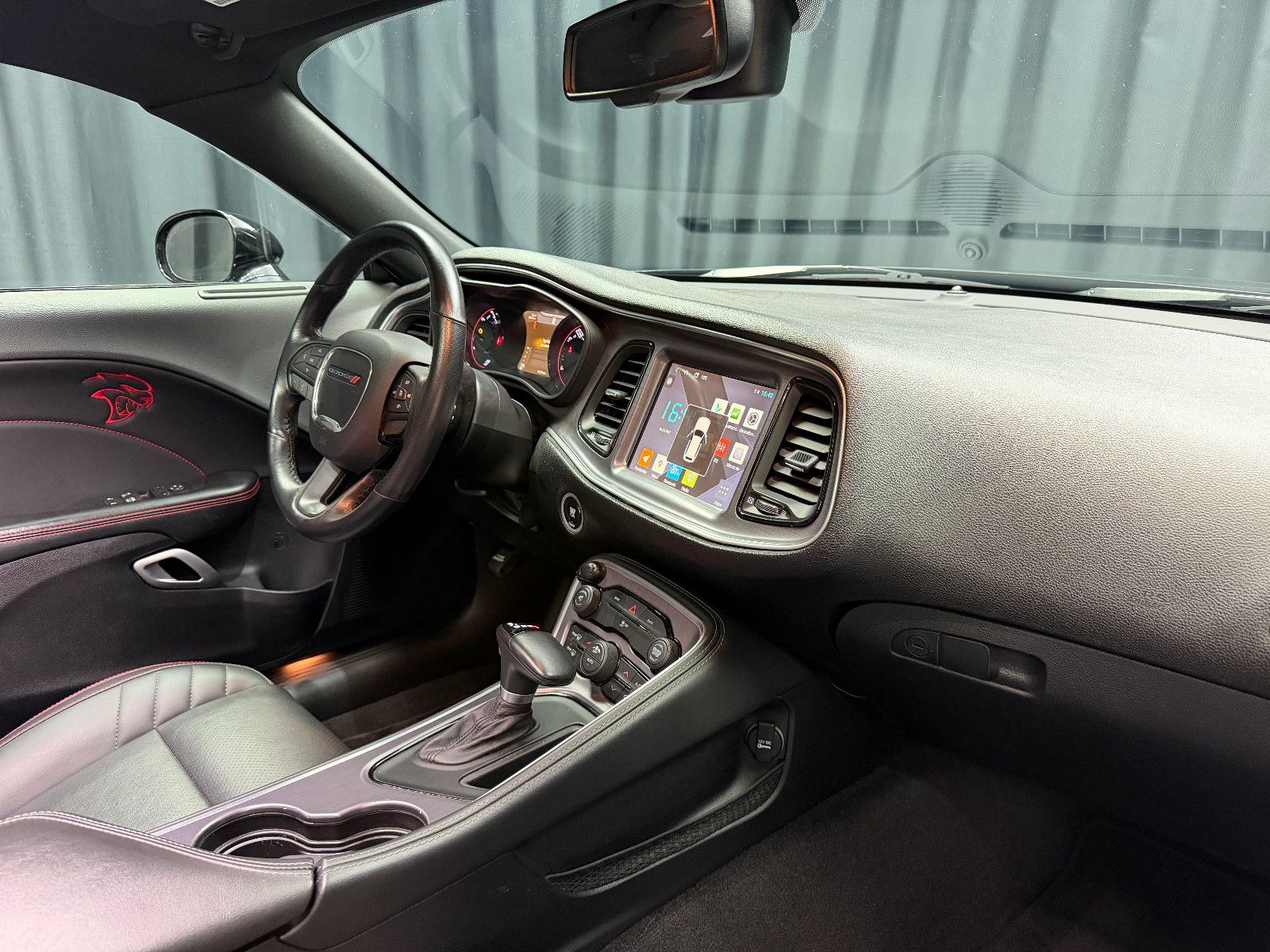 Fahrzeugabbildung Dodge Challenger 5.7 RT|LEDER|NAVI|SCHIEBEDACH|