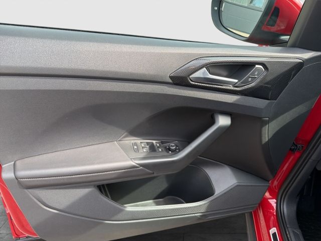 T-Cross 1.5 TSI R-LINE DSG NAVI REAR VIEW MATRIX
