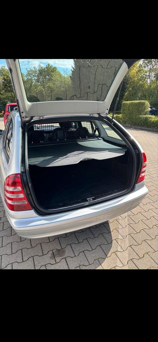 Mercedes-Benz C180 2006 — photo 11