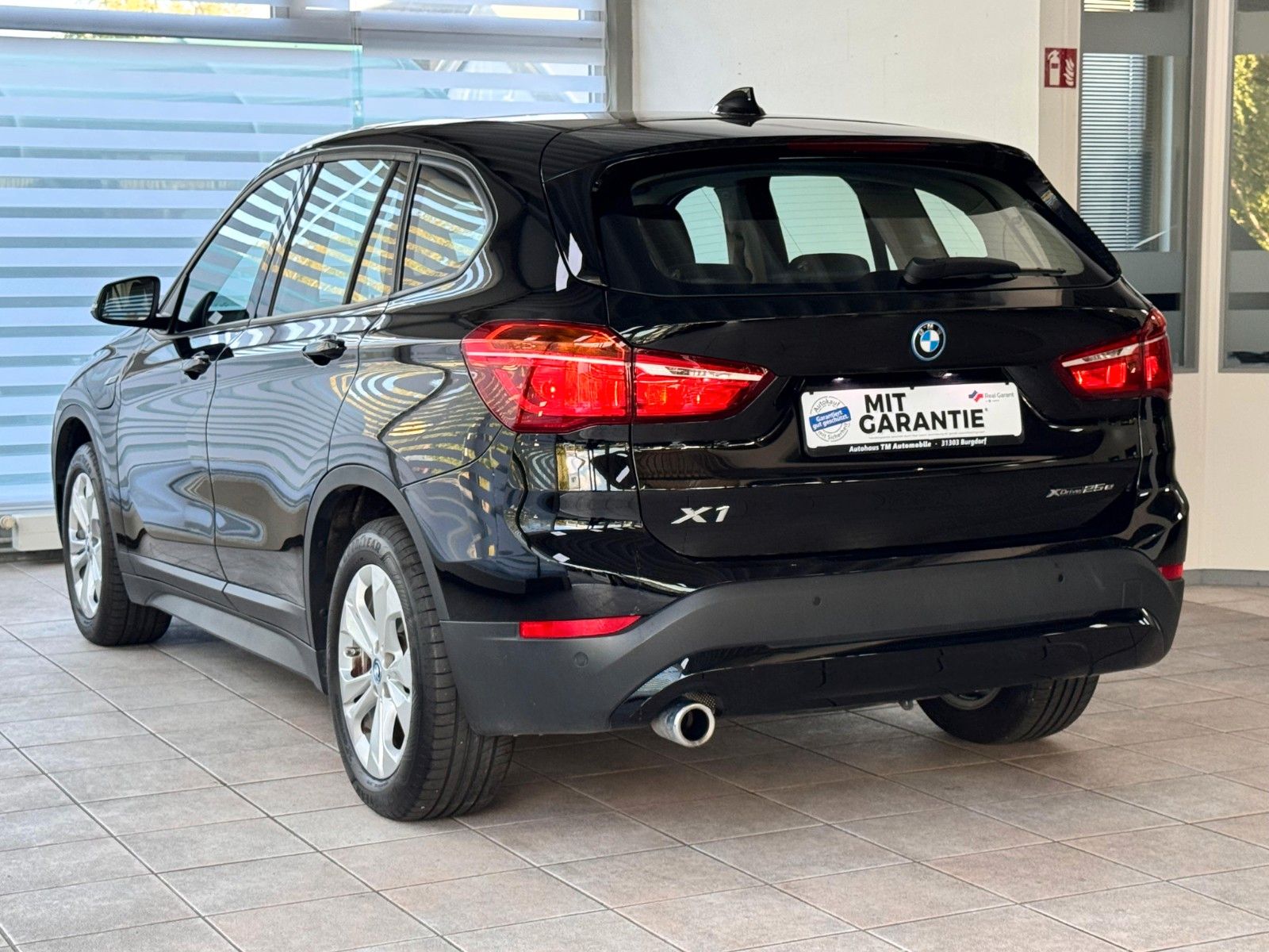 BMW X1 xD25e KAMERA AHK Shz Navi Unfallfrei foto 5
