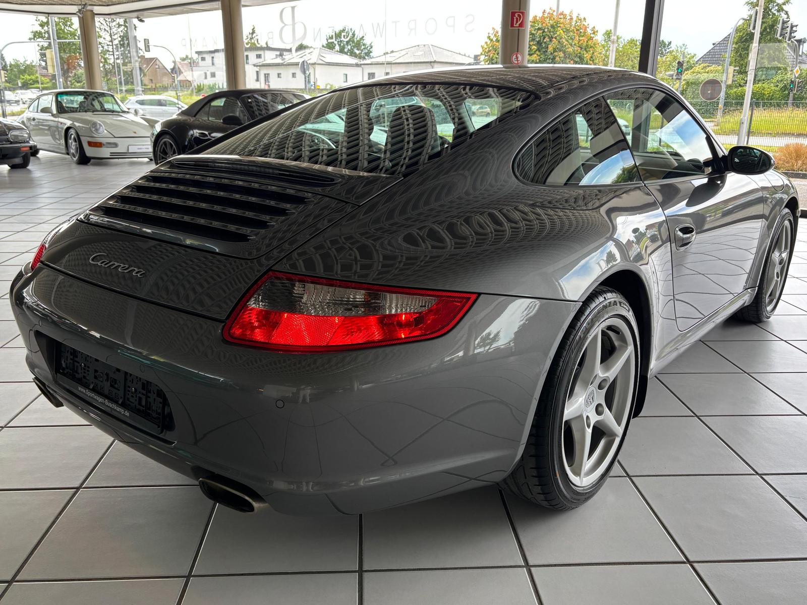 Porsche 911 Carrera Coupe PCM/BI-XENON/PARK-ASSISTENT/