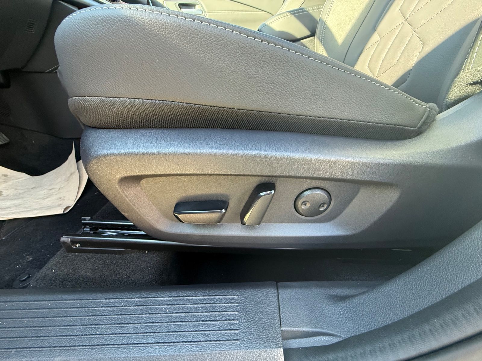 Fahrzeugabbildung Nissan Qashqai Tekna, 360° Kamera, ProPilot, WP.