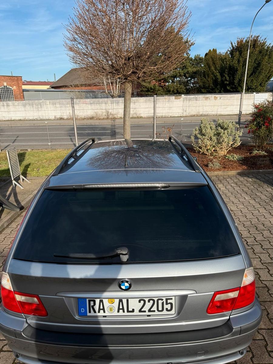 BMW 320 2004 — photo 8