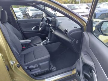 Toyota Yaris Cross - 12